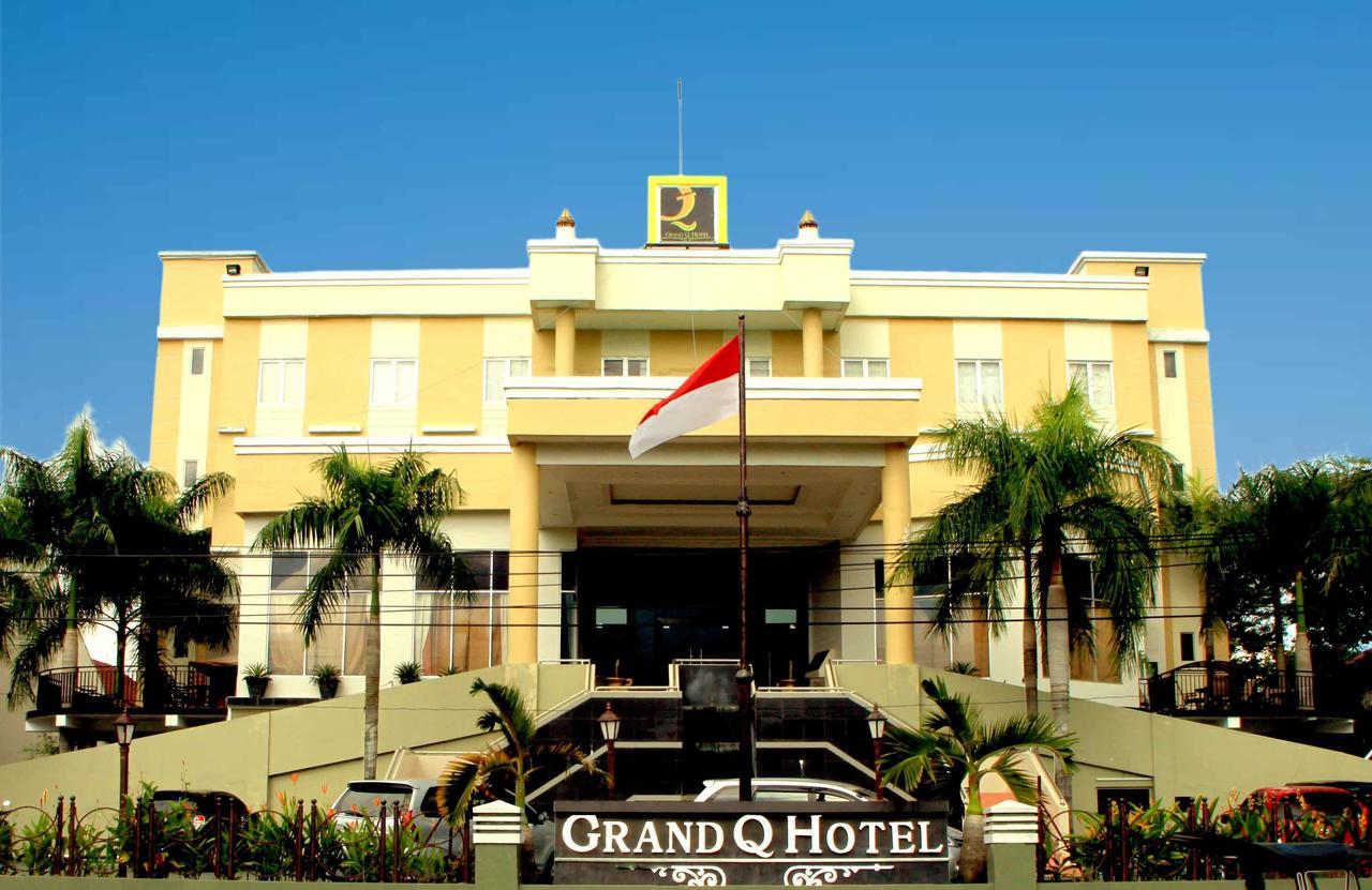 Hotel Grand Q Gorontalo Kültér fotó